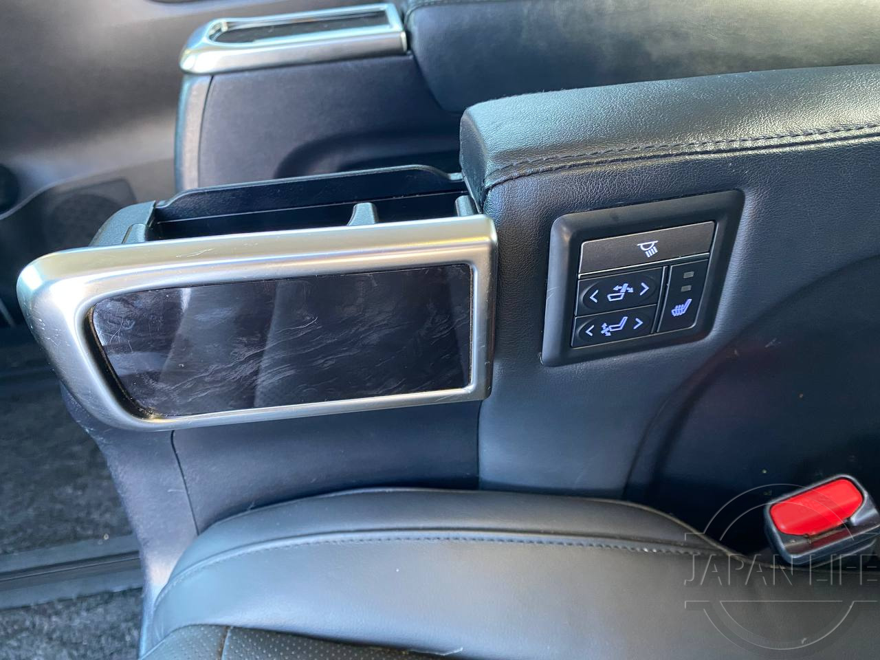 Фото Toyota Alphard - Japan Life 