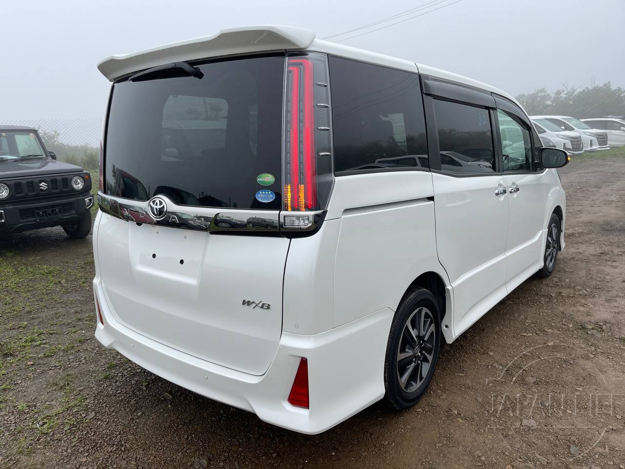 Фото Toyota Noah - Japan Life 