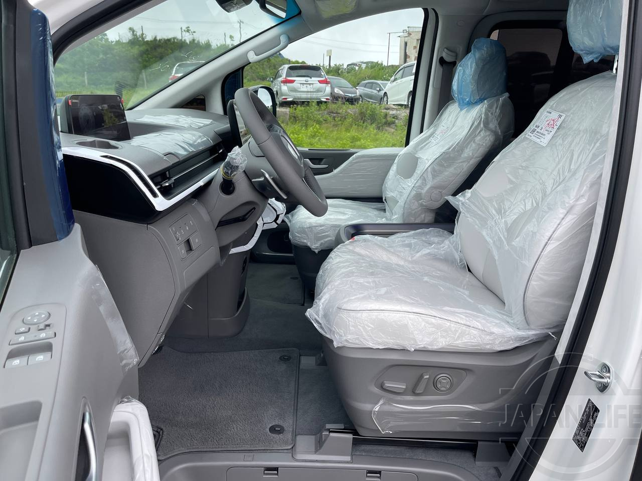 Фото Hyundai Staria - Japan Life 