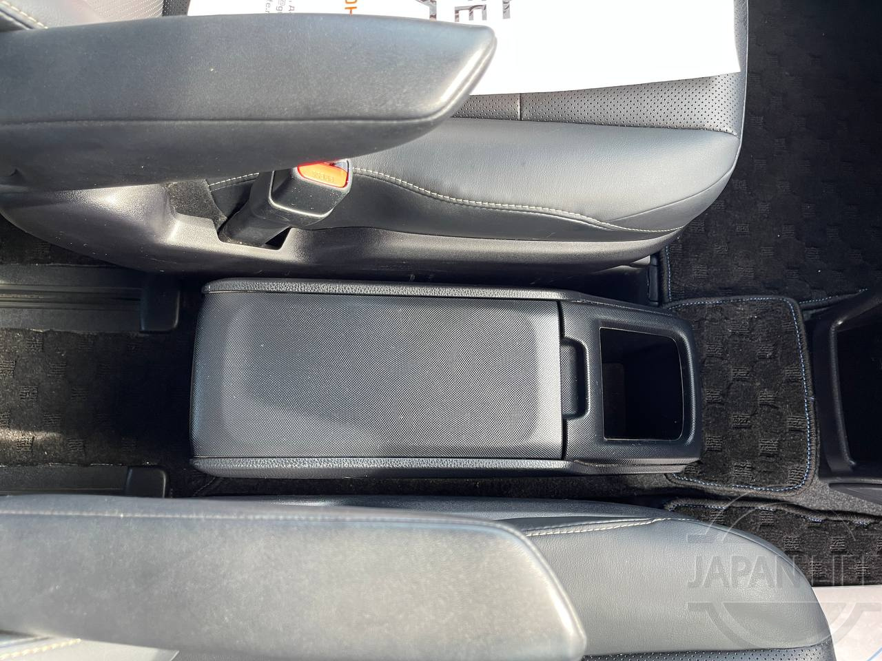 Фото Toyota Esquire - Japan Life 