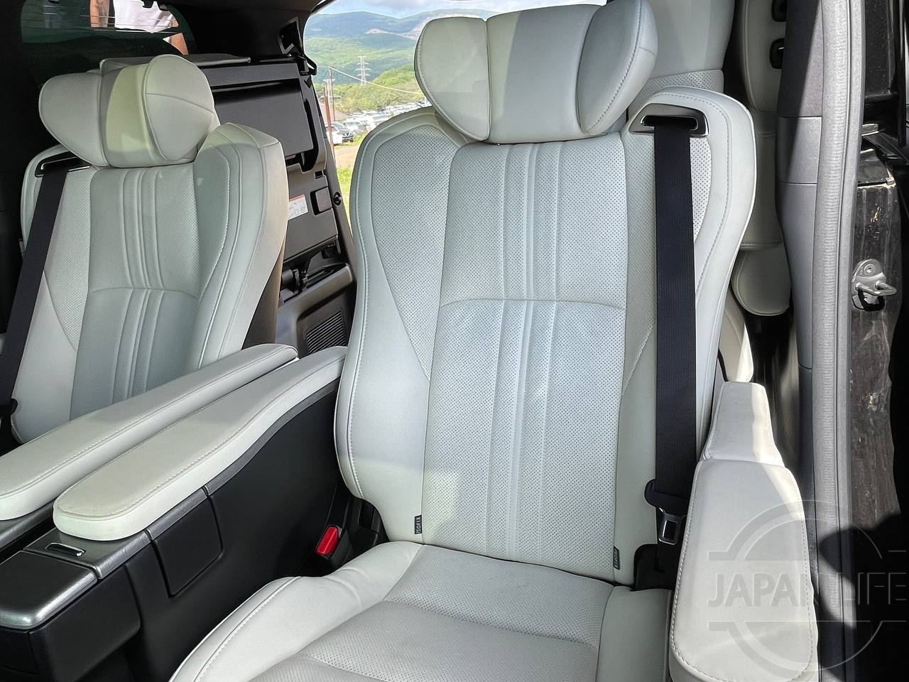 Фото Toyota Alphard - Japan Life 