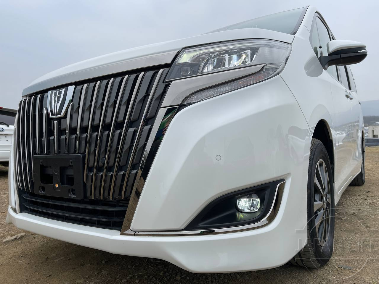 Фото Toyota Esquire - Japan Life 