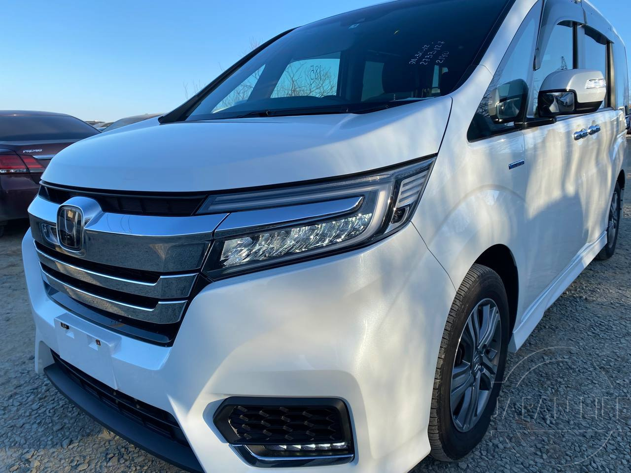 Фото Honda Stepwgn - Japan Life 