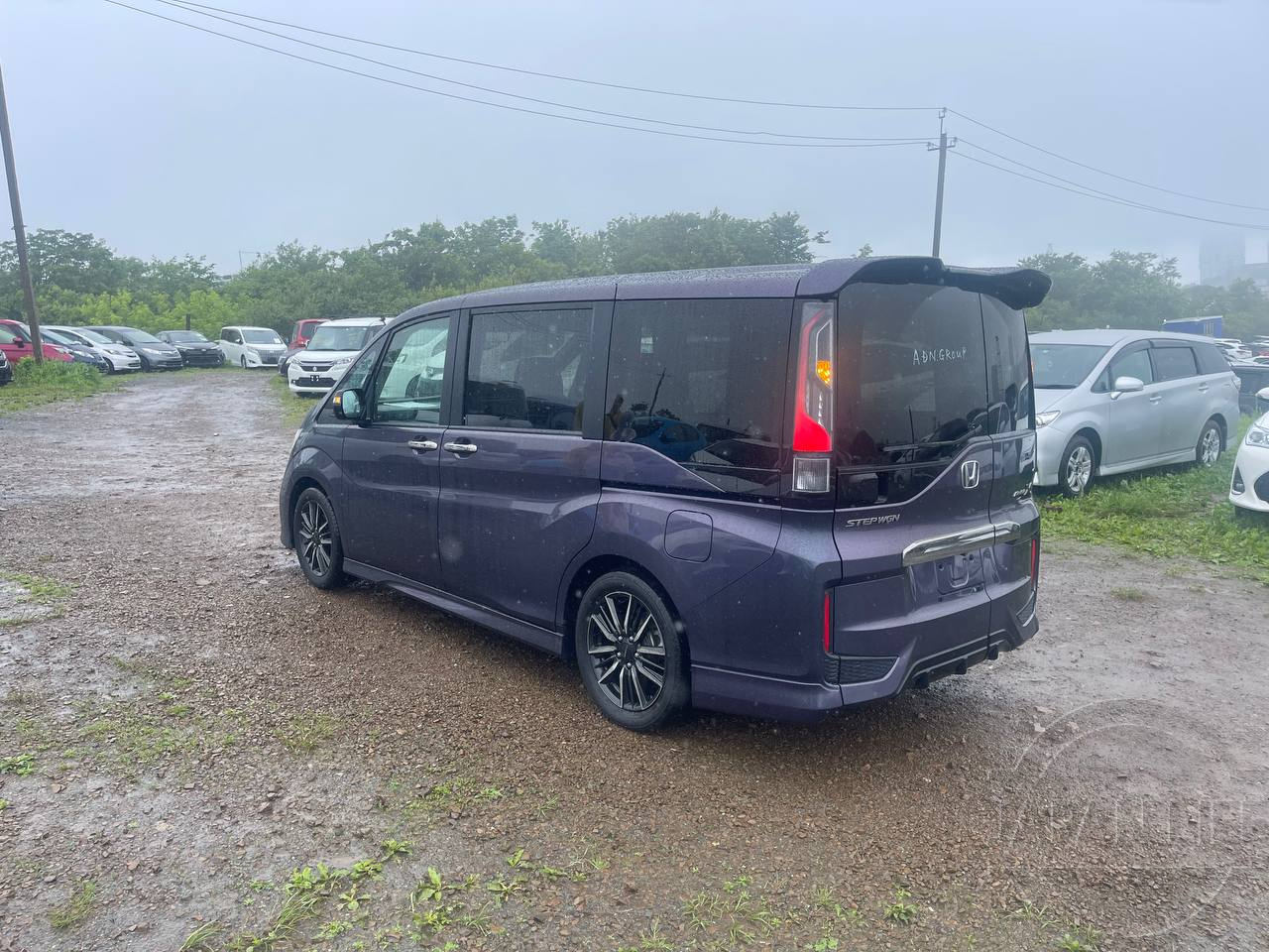 Фото Honda Stepwgn - Japan Life 