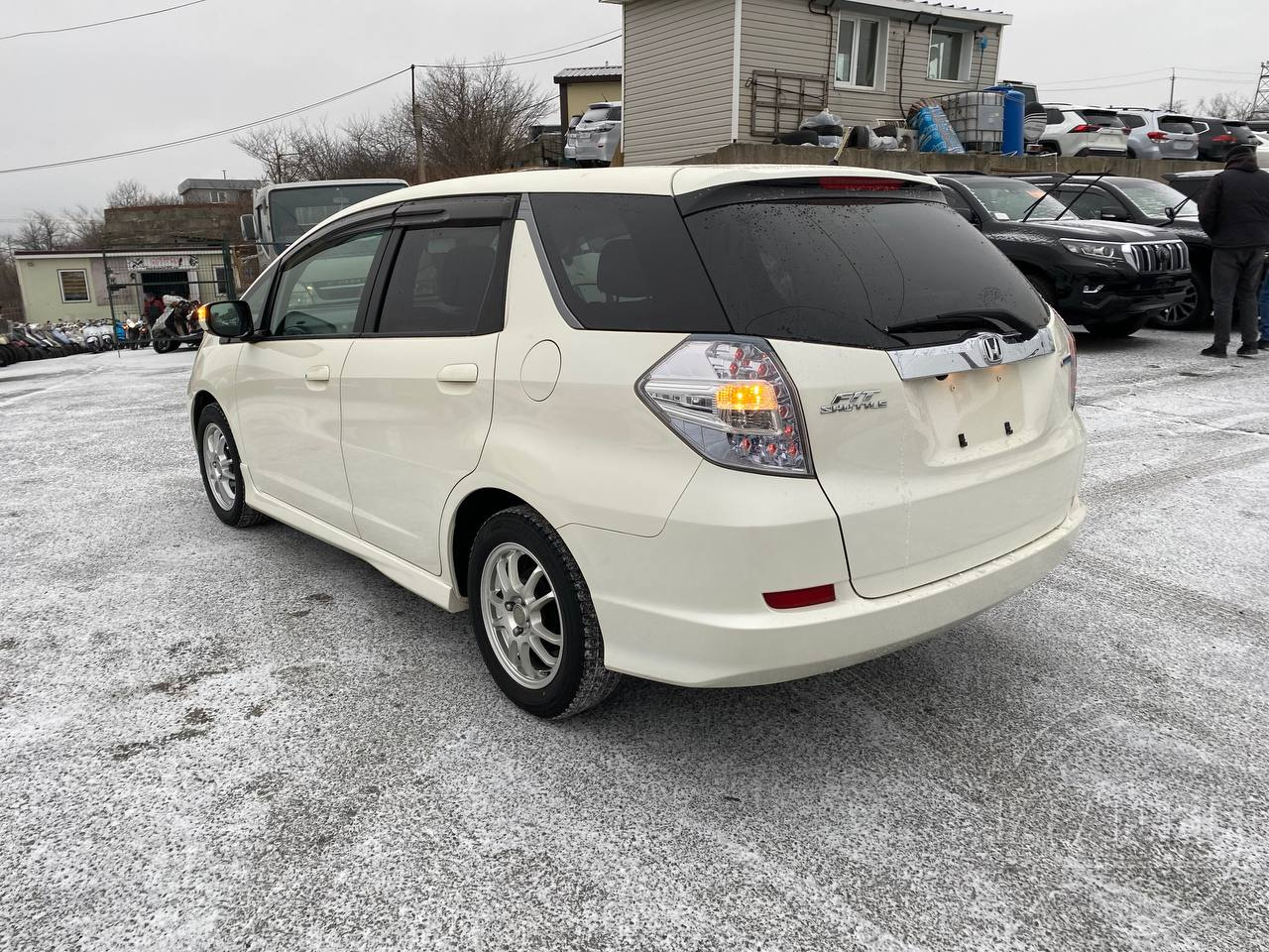 Фото Honda Fit Shuttle - Japan Life 