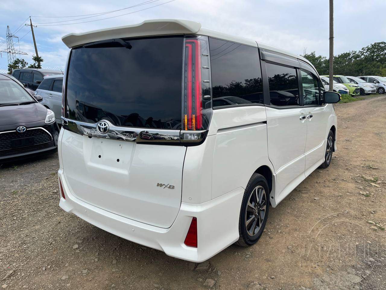 Фото Toyota Noah - Japan Life 