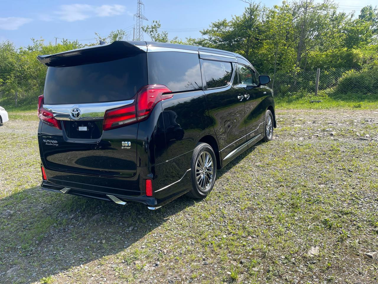 Фото Toyota Alphard - Japan Life 