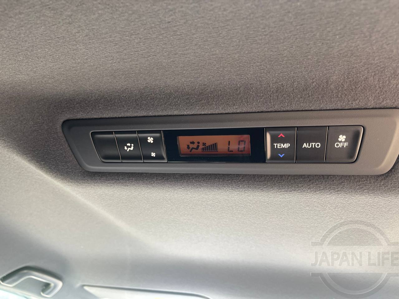 Фото Toyota Noah - Japan Life 