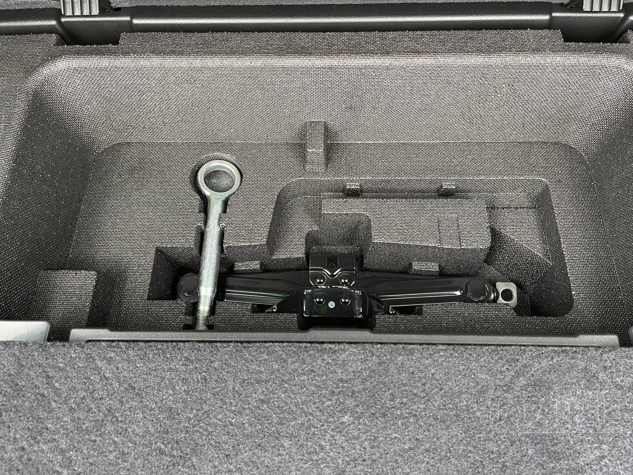 Фото Subaru Levorg - Japan Life 