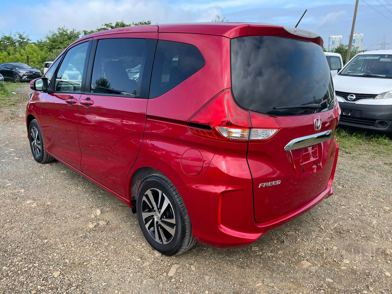 Фото Honda Freed - Japan Life 