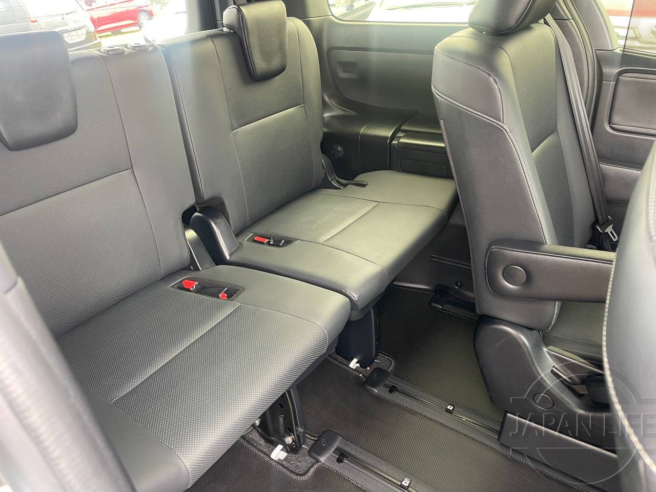 Фото Toyota Esquire - Japan Life 