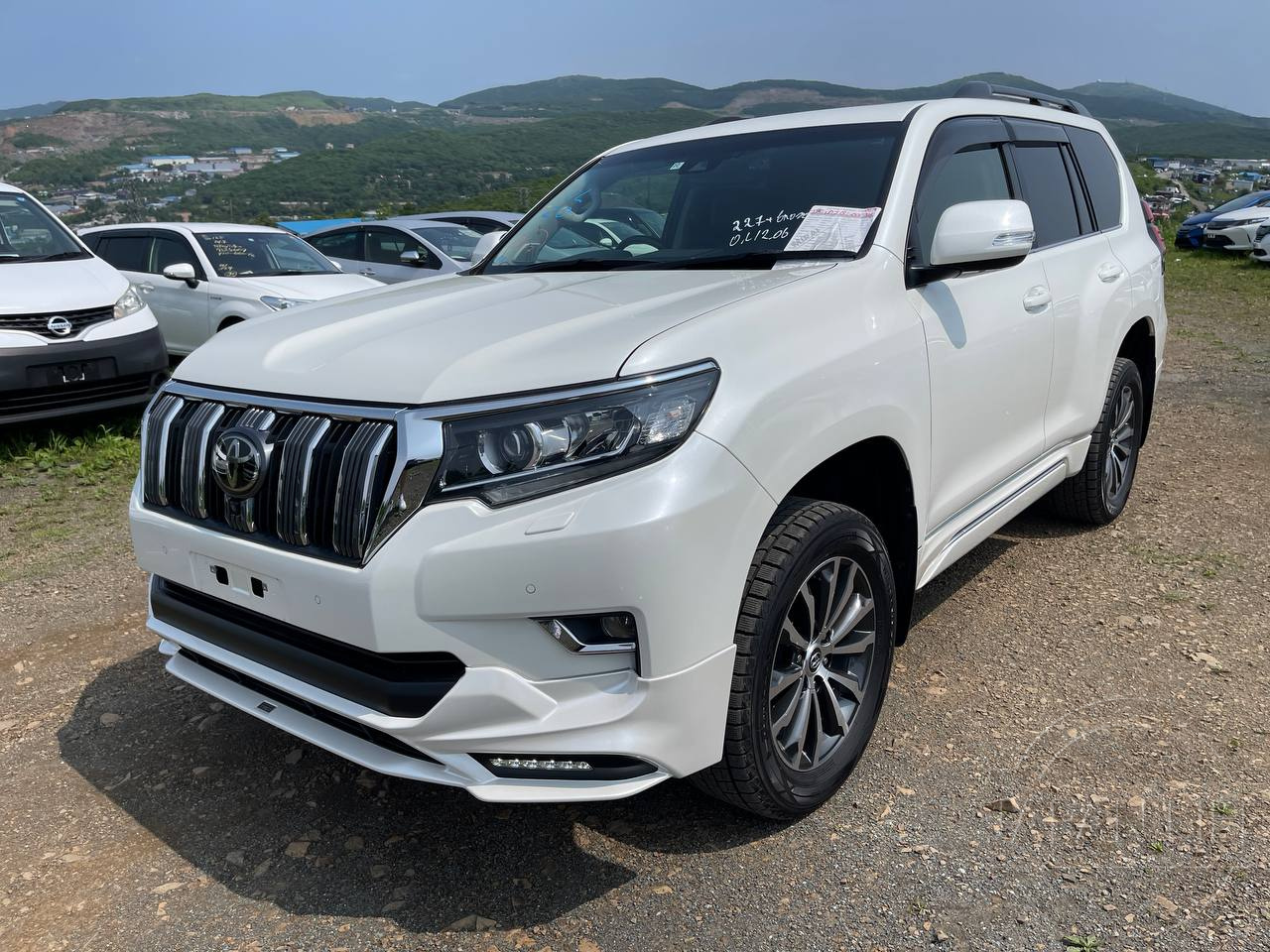 Фото Toyota Land Cruiser Prado - Japan Life 