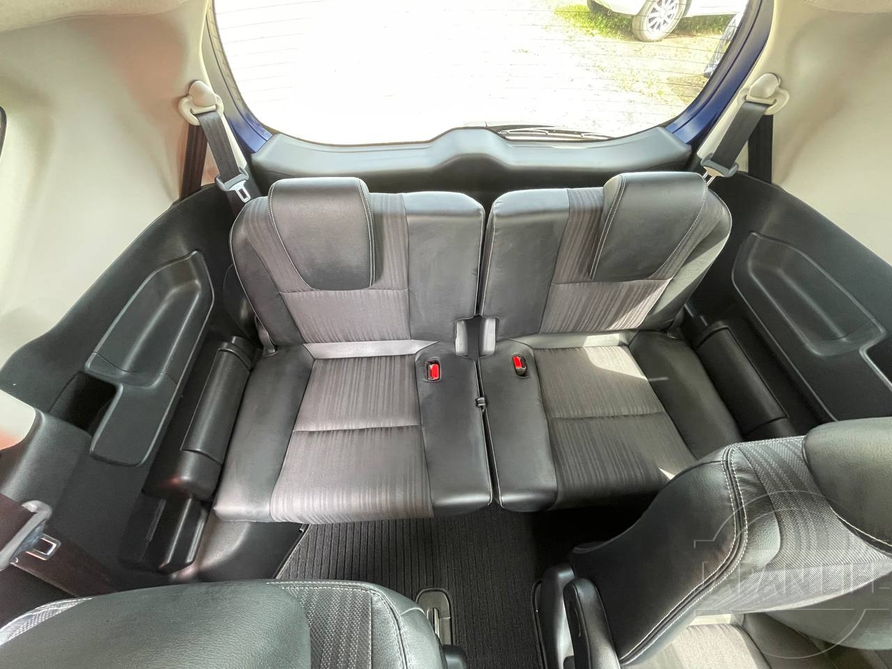 Фото Honda Freed - Japan Life 