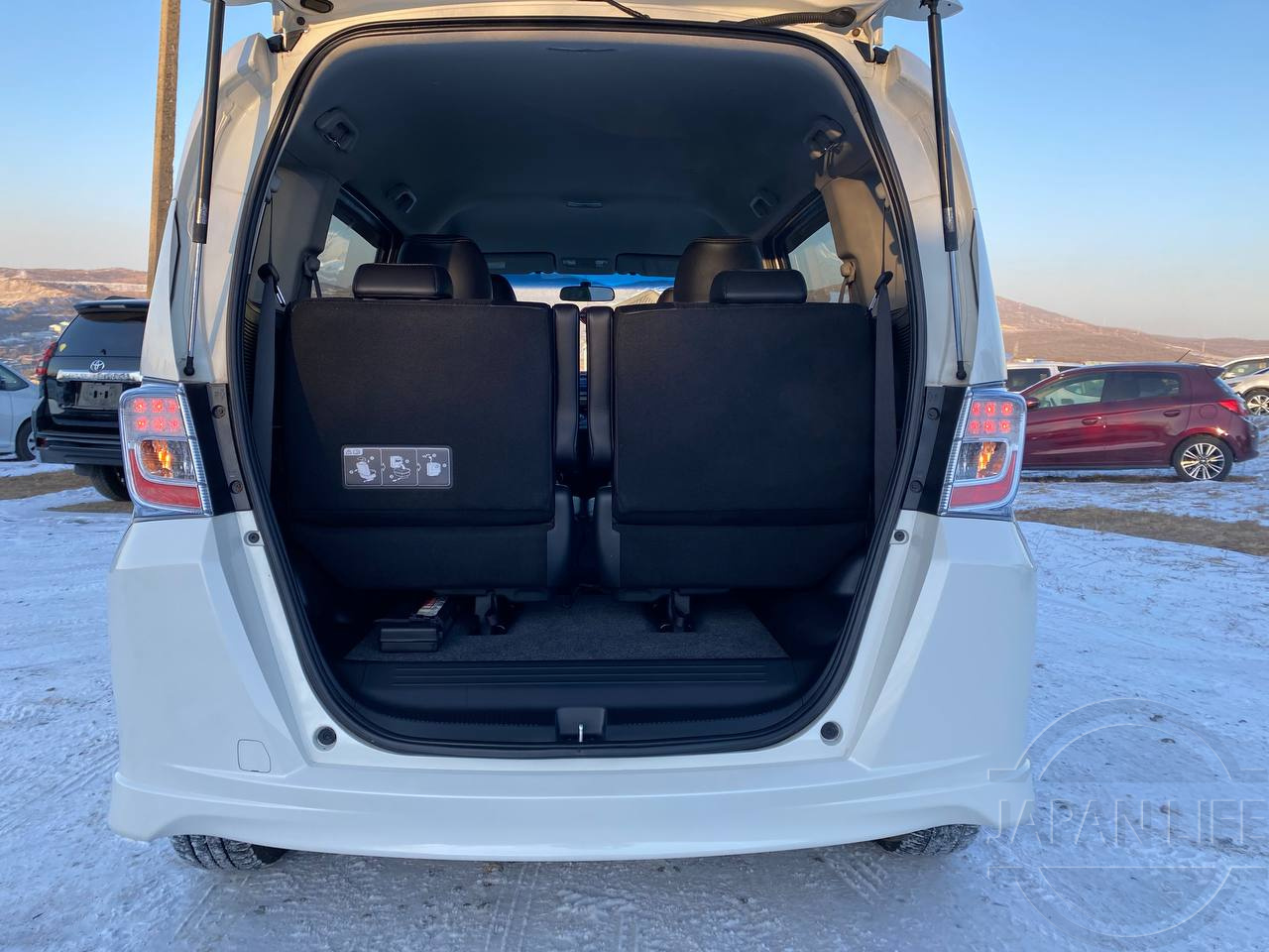 Фото Honda Freed - Japan Life 