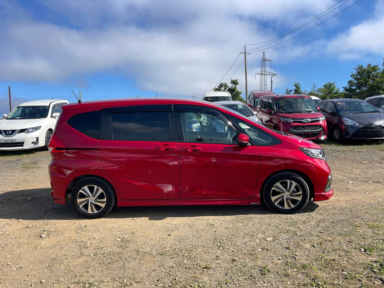 Фото Honda Freed - Japan Life 