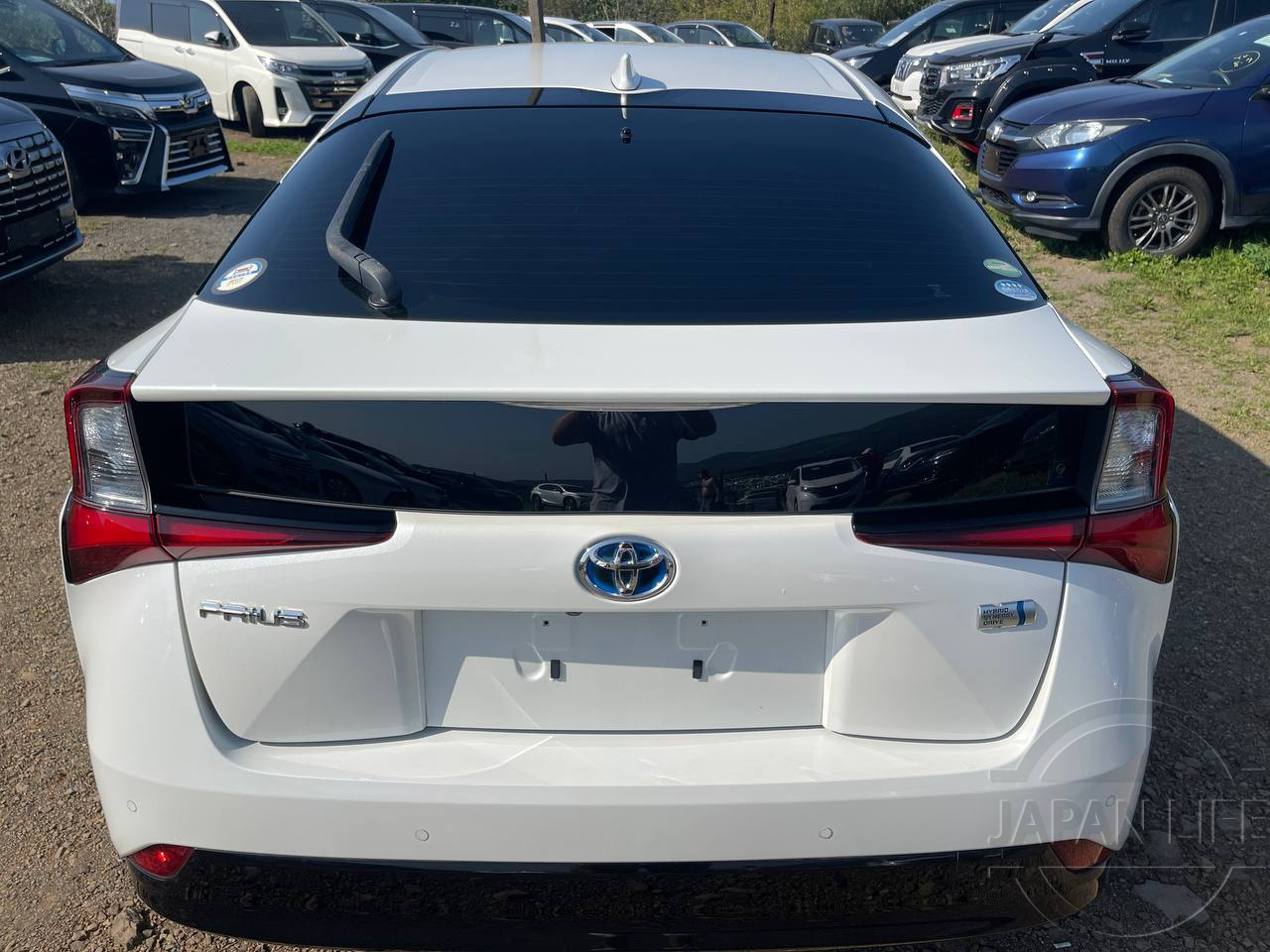 Фото Toyota Prius - Japan Life 