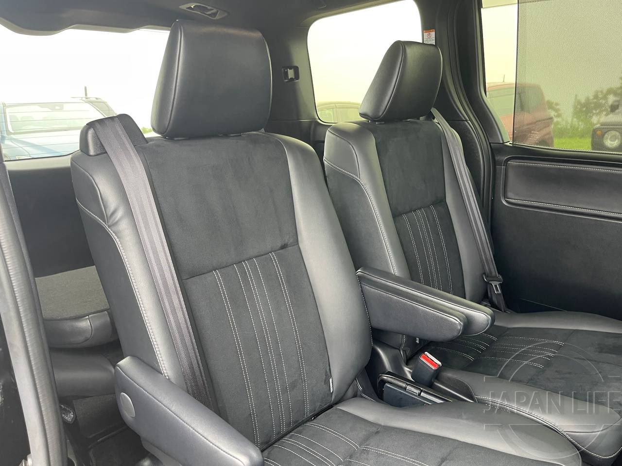 Фото Toyota Esquire - Japan Life 