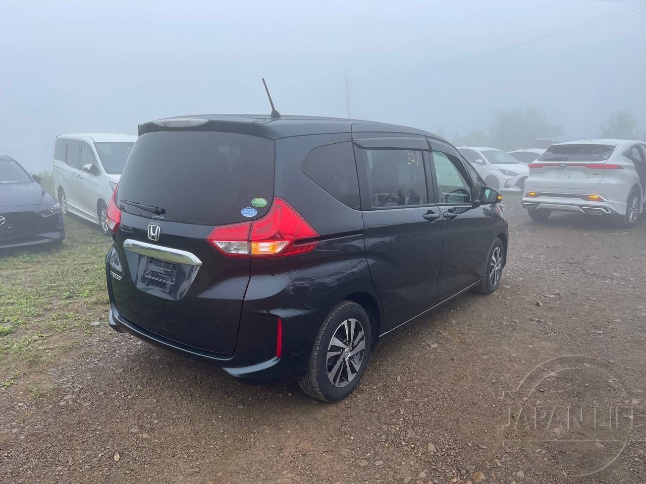 Фото Honda Freed - Japan Life 