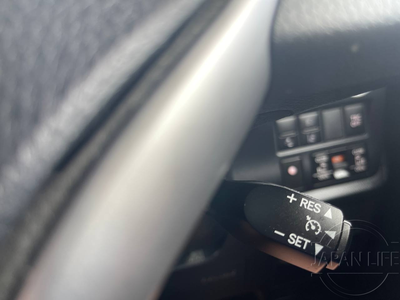 Фото Toyota Voxy - Japan Life 