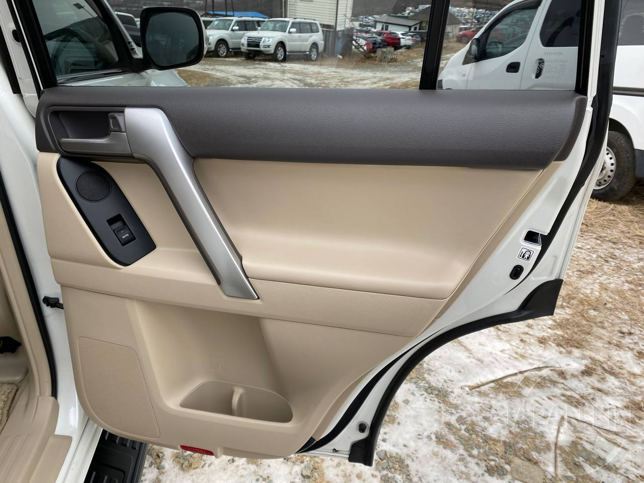 Фото Toyota Land Cruiser Prado - Japan Life 