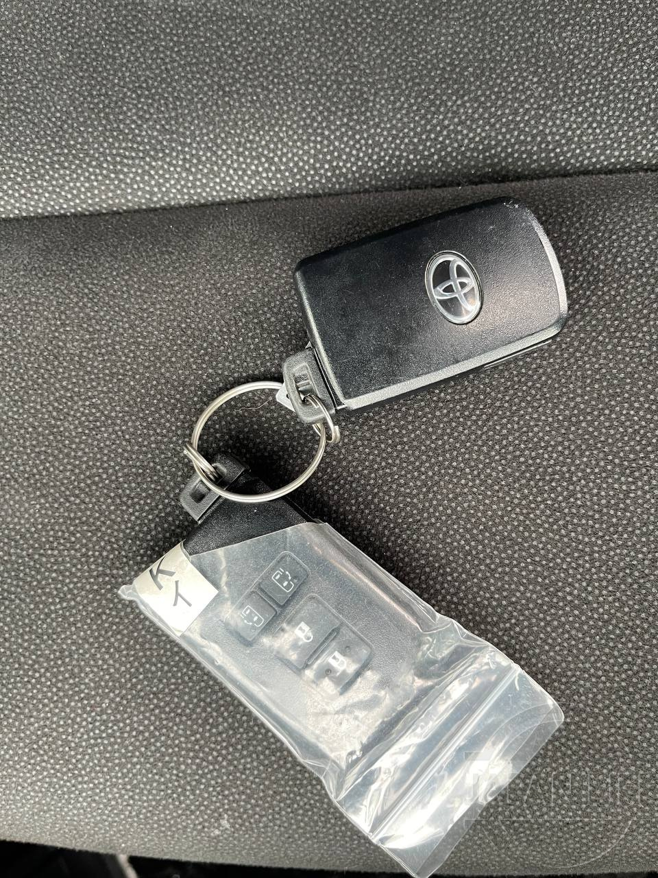 Фото Toyota Noah - Japan Life 