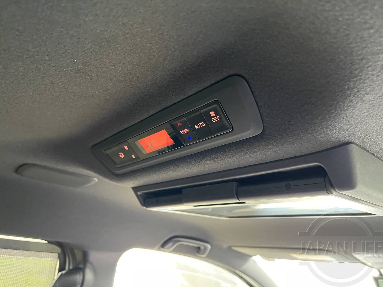 Фото Toyota Noah - Japan Life 