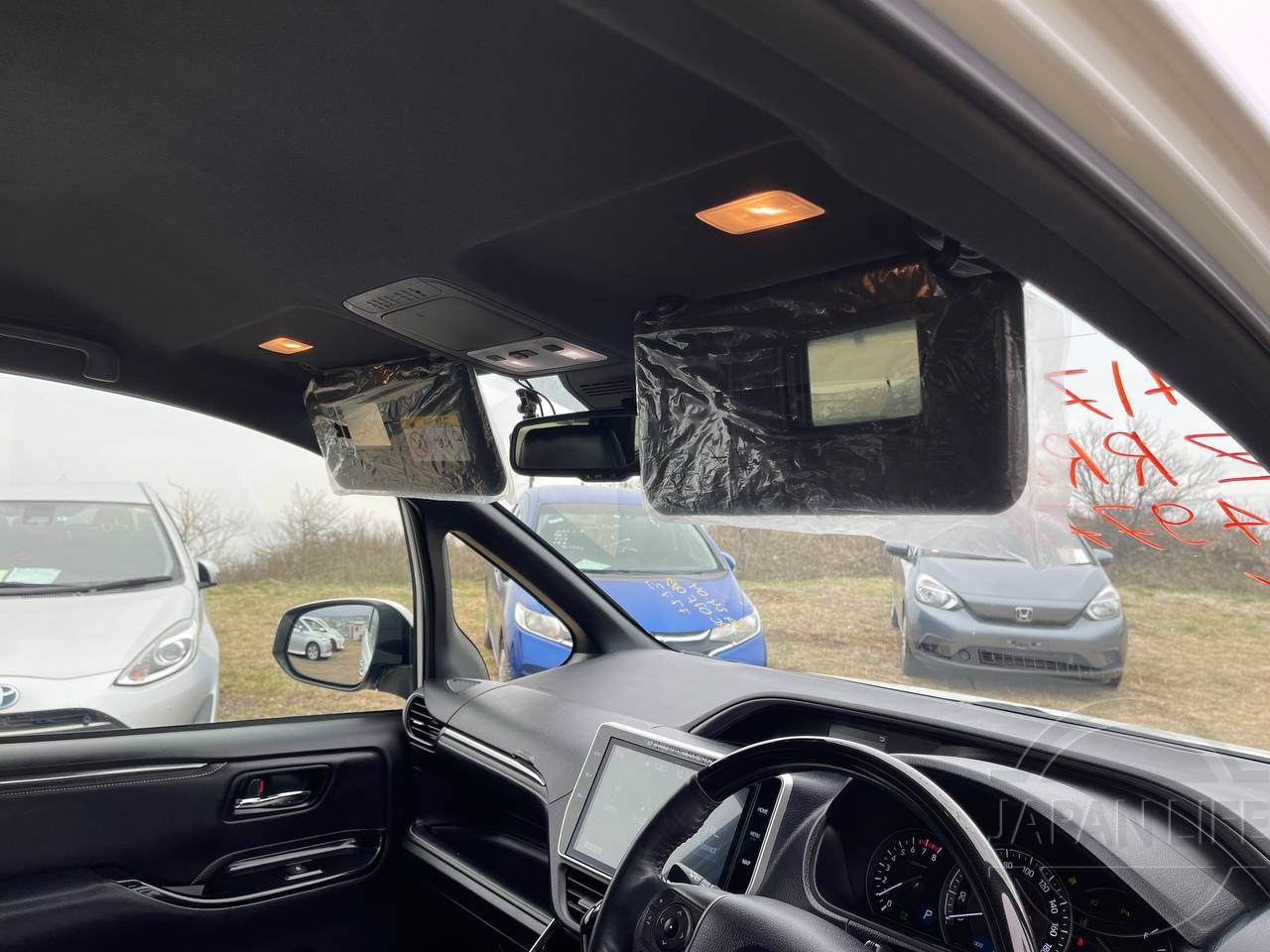 Фото Toyota Esquire - Japan Life 