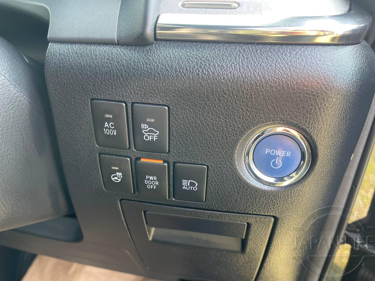 Фото Toyota Alphard - Japan Life 