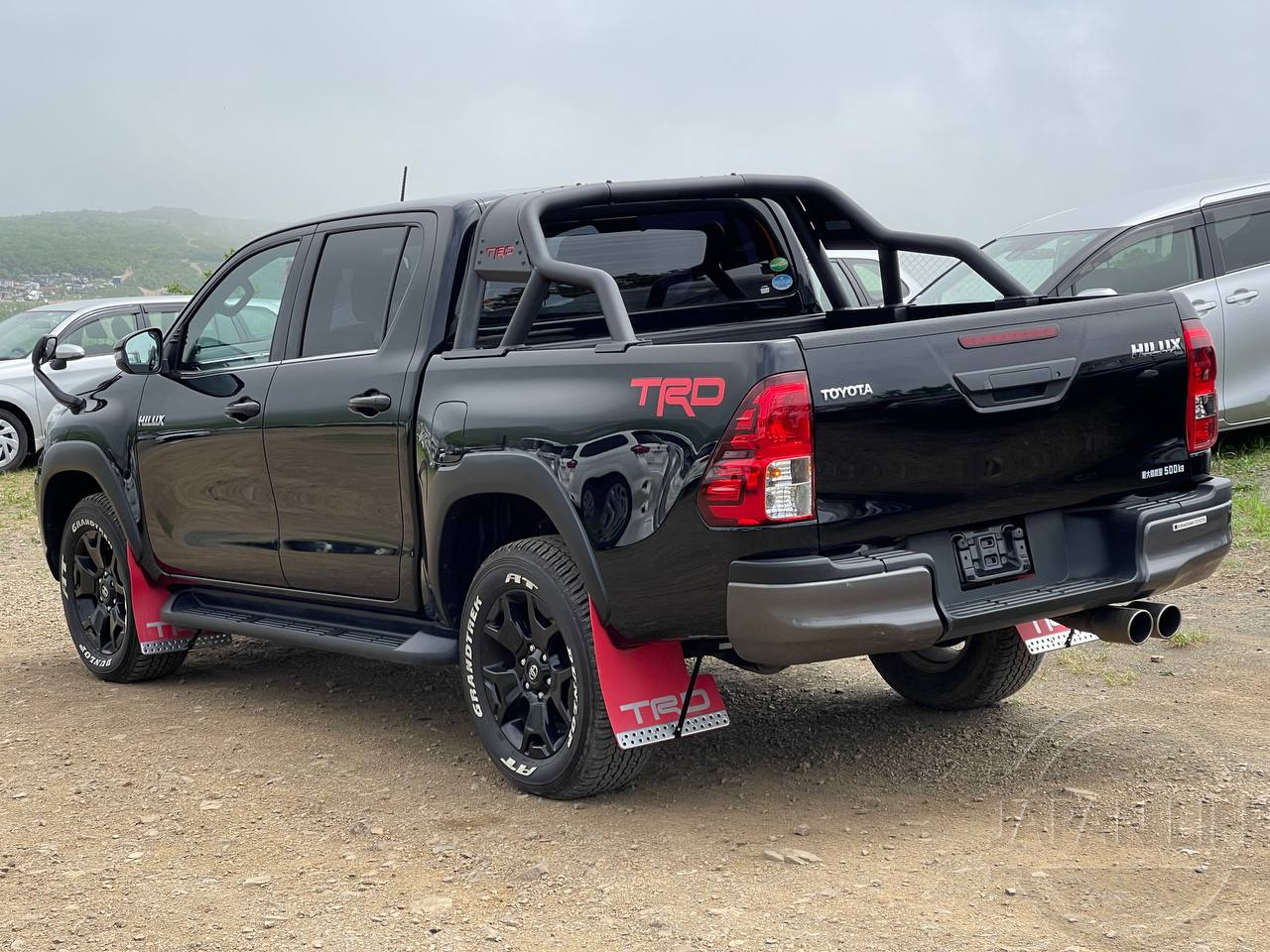 Фото Toyota Hilux - Japan Life 