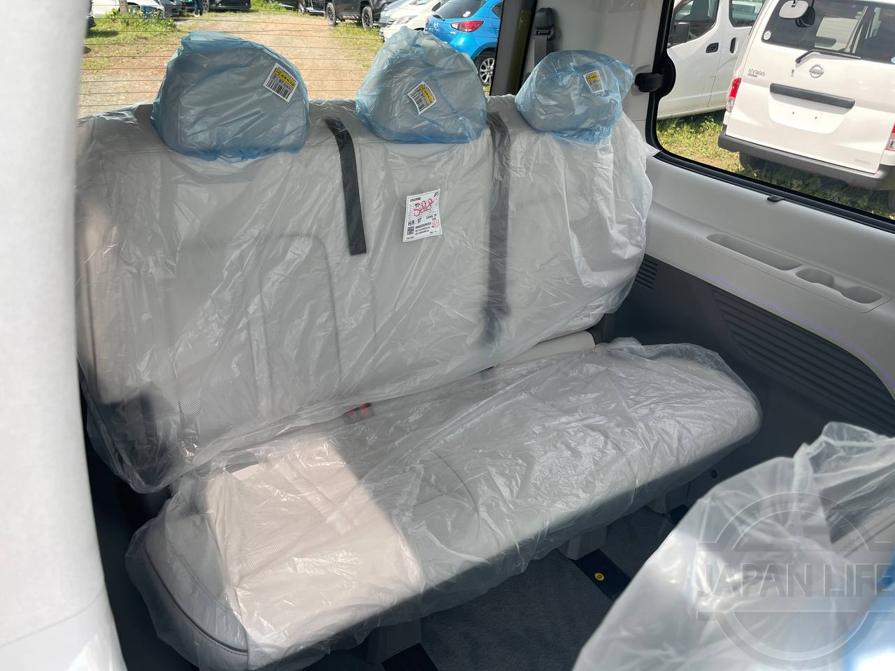 Фото Hyundai Staria - Japan Life 