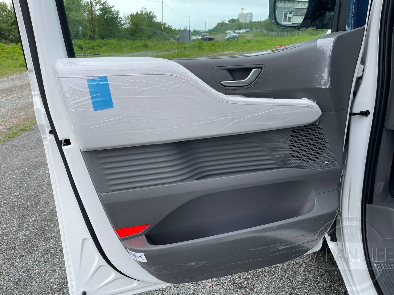 Фото Hyundai Staria - Japan Life 