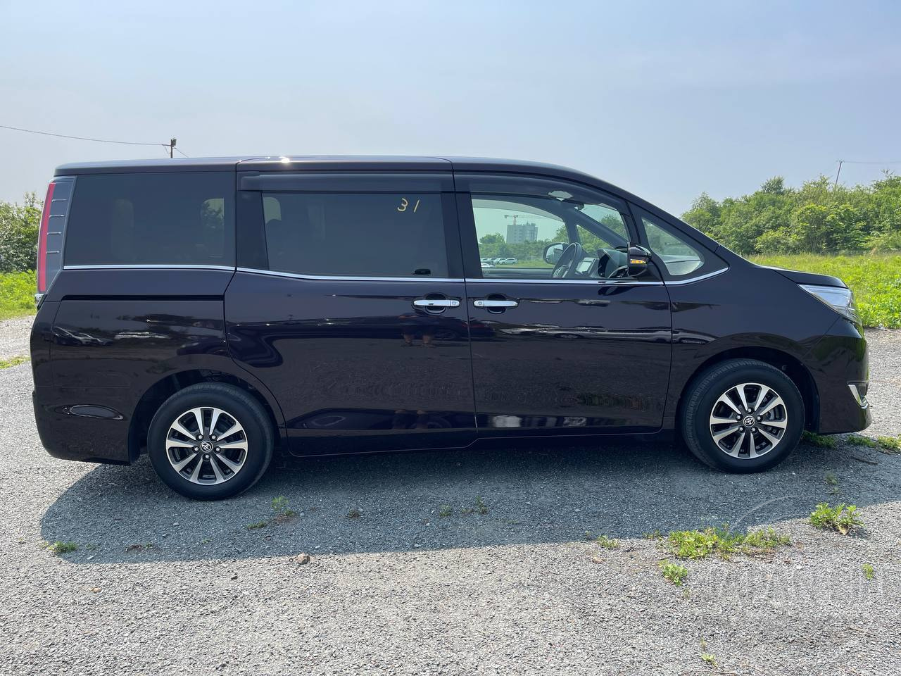 Фото Toyota Esquire - Japan Life 