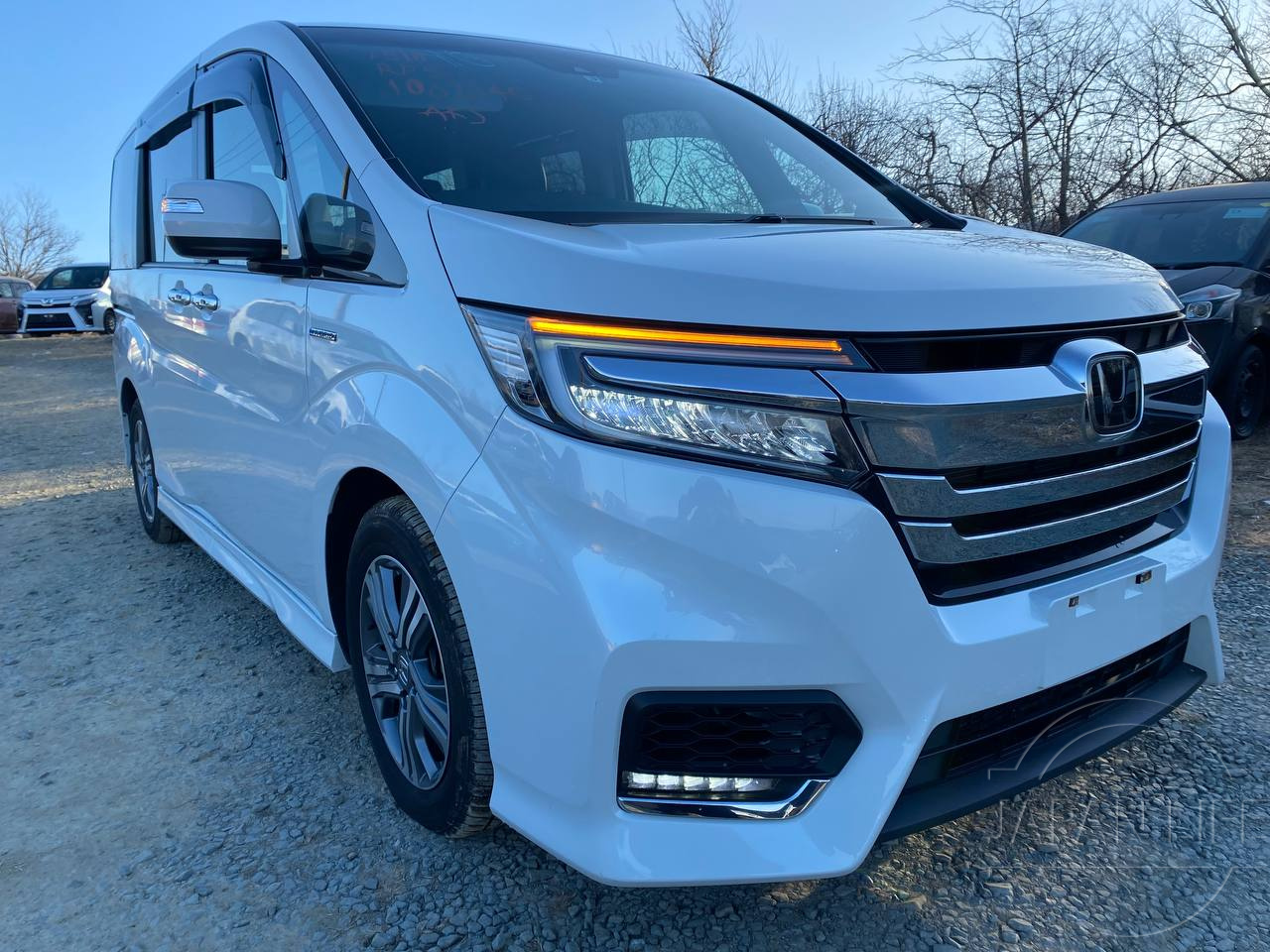 Фото Honda Stepwgn - Japan Life 