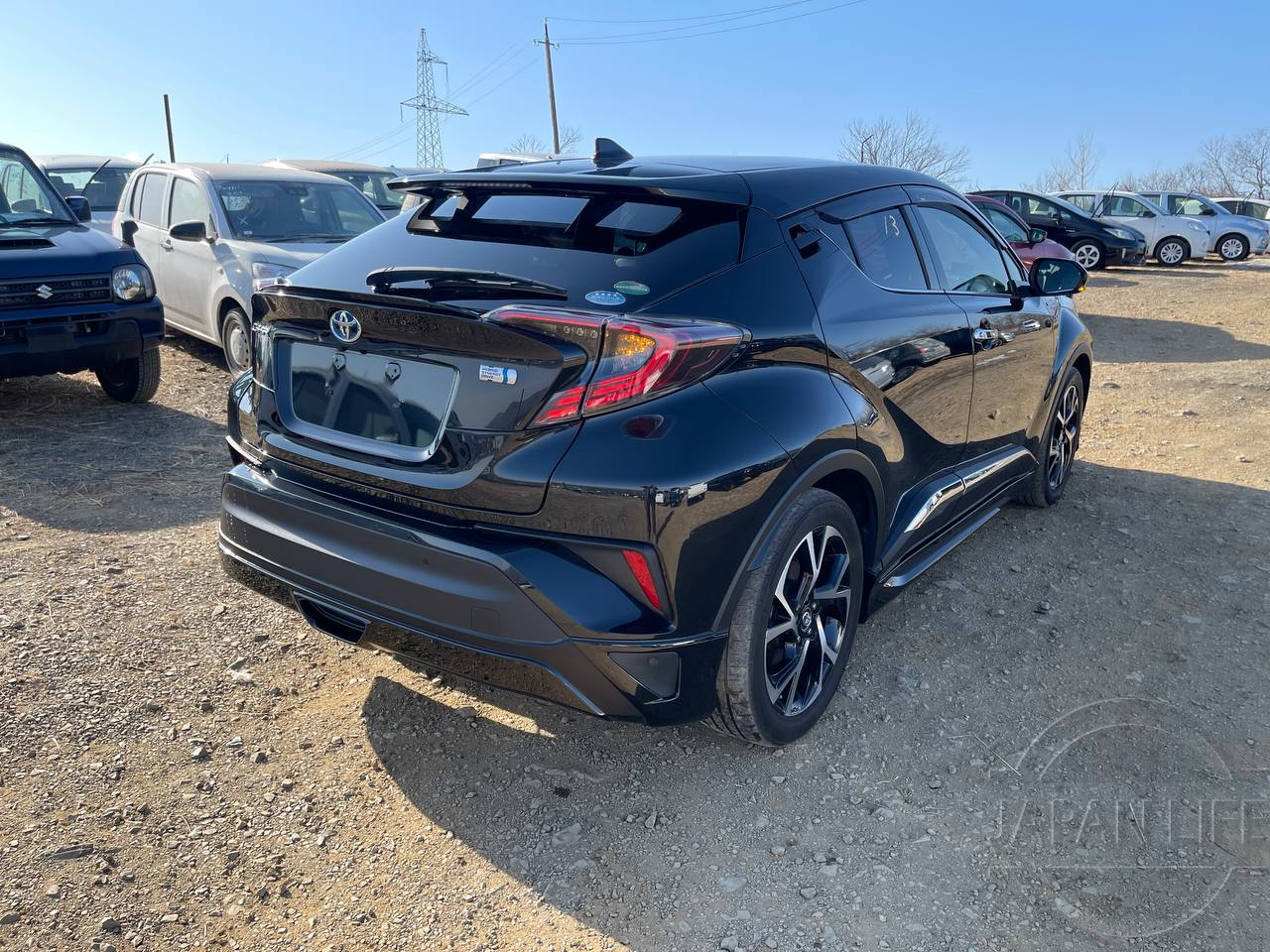 Фото Toyota C-HR - Japan Life 