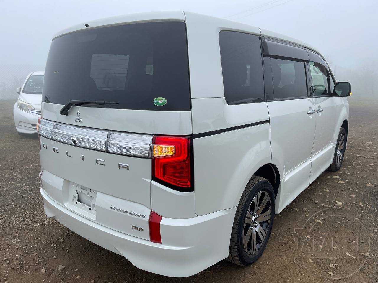 Фото Mitsubishi Delica D:5 - Japan Life 
