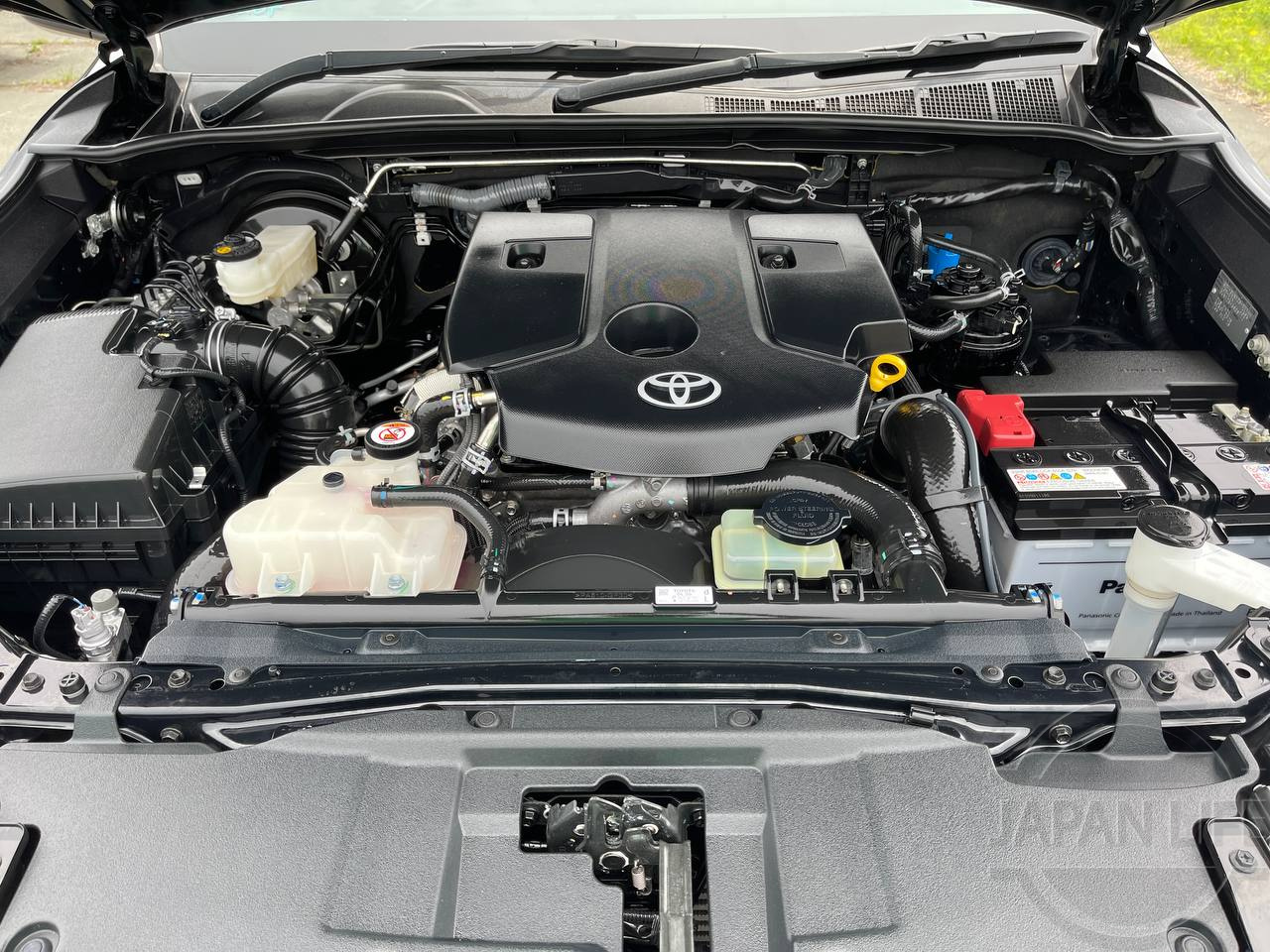 Фото Toyota Hilux - Japan Life 