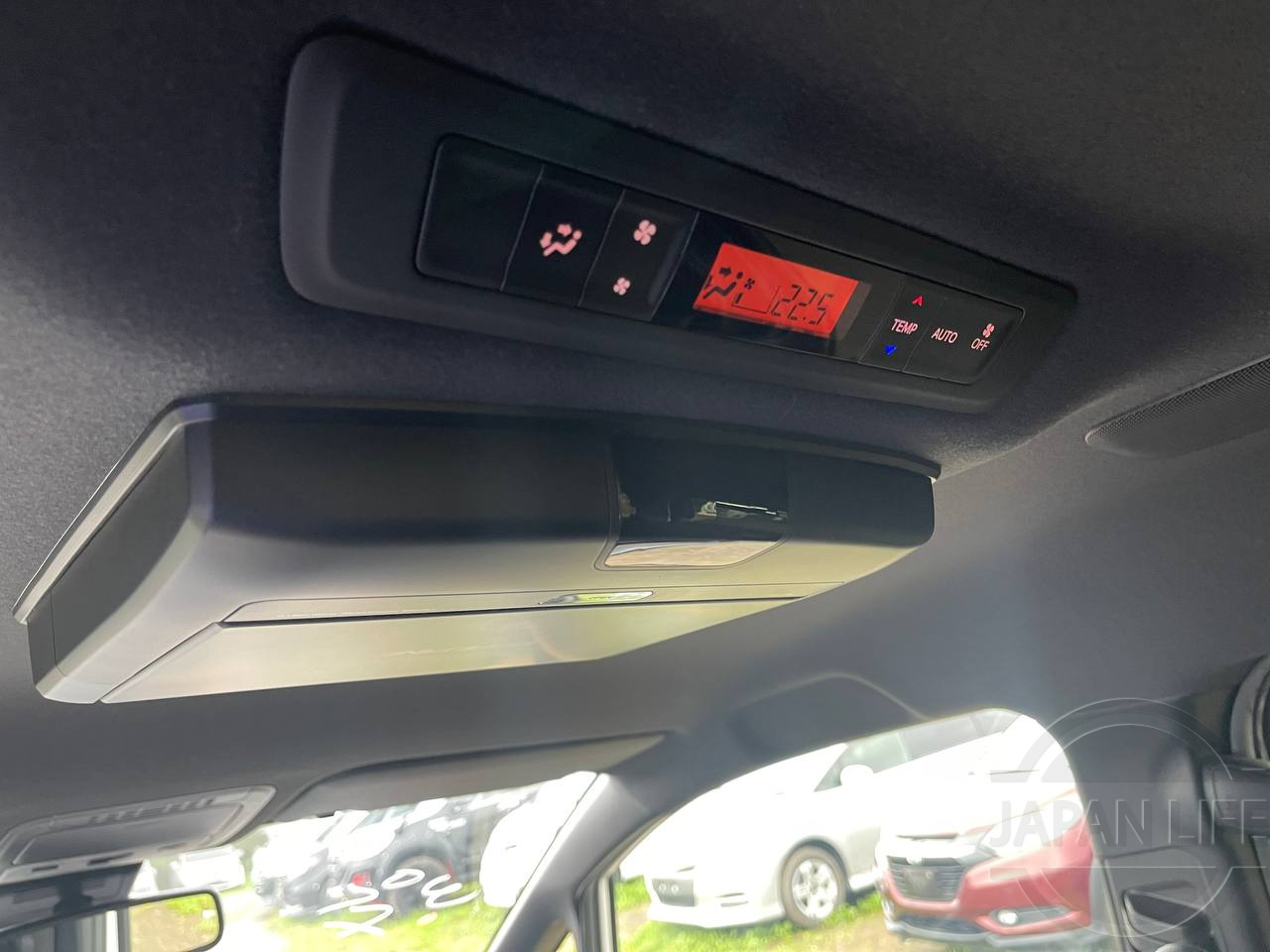 Фото Toyota Esquire - Japan Life 