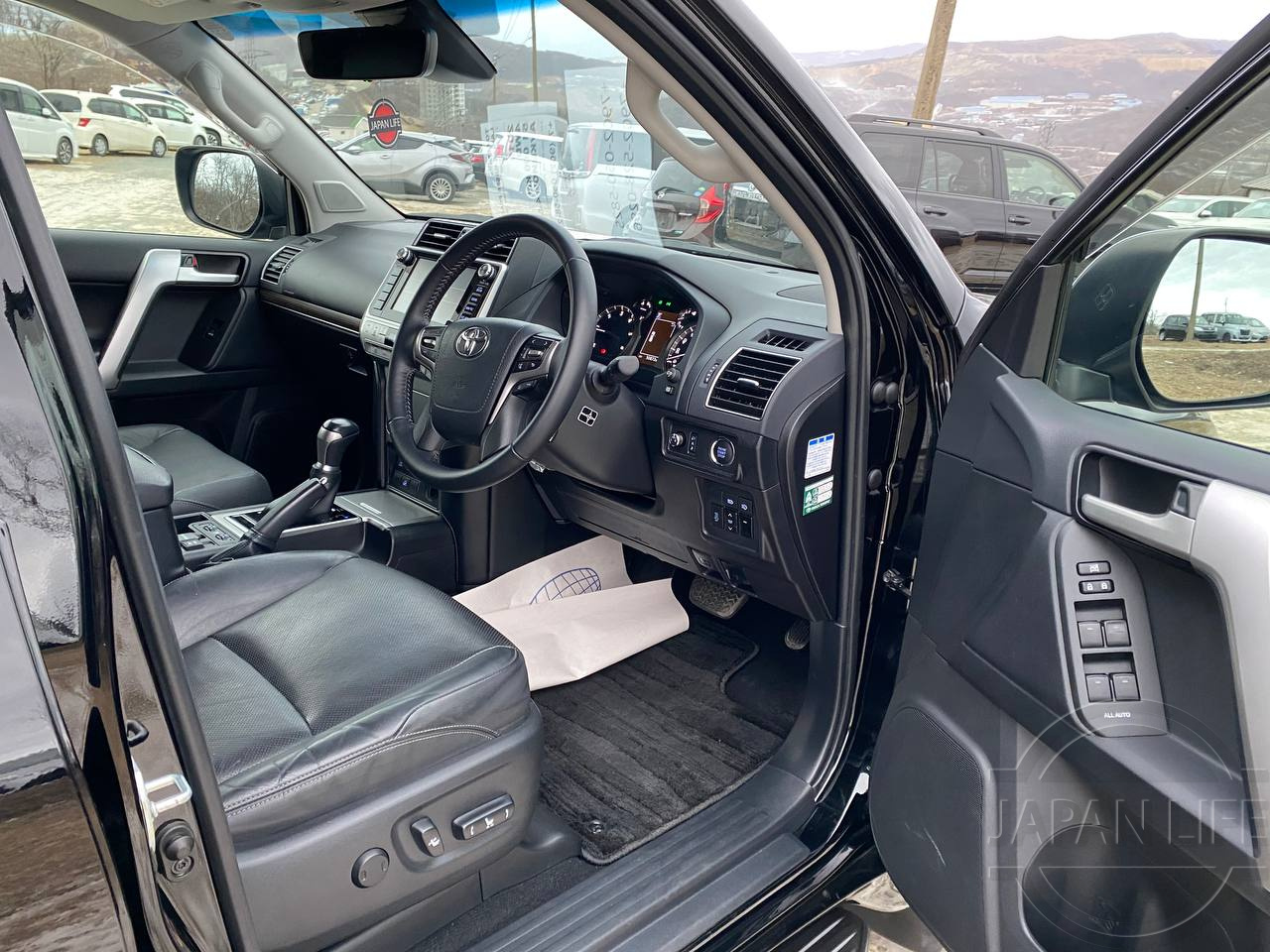 Фото Toyota Land Cruiser Prado - Japan Life 