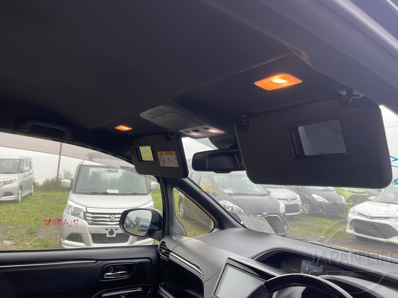 Фото Toyota Esquire - Japan Life 