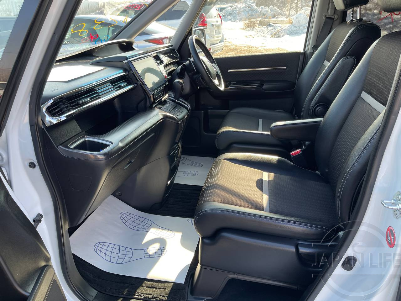 Фото Honda Stepwgn - Japan Life 