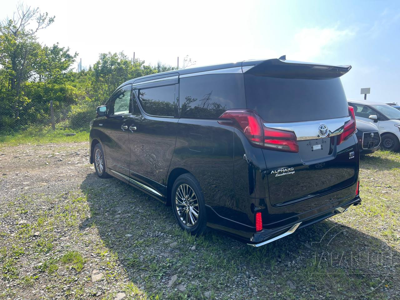 Фото Toyota Alphard - Japan Life 