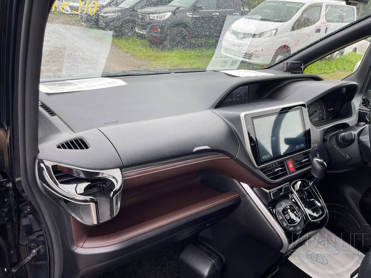 Фото Toyota Esquire - Japan Life 