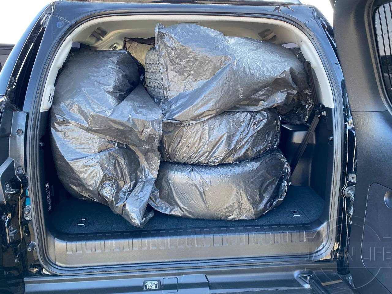 Фото Toyota Land Cruiser Prado - Japan Life 