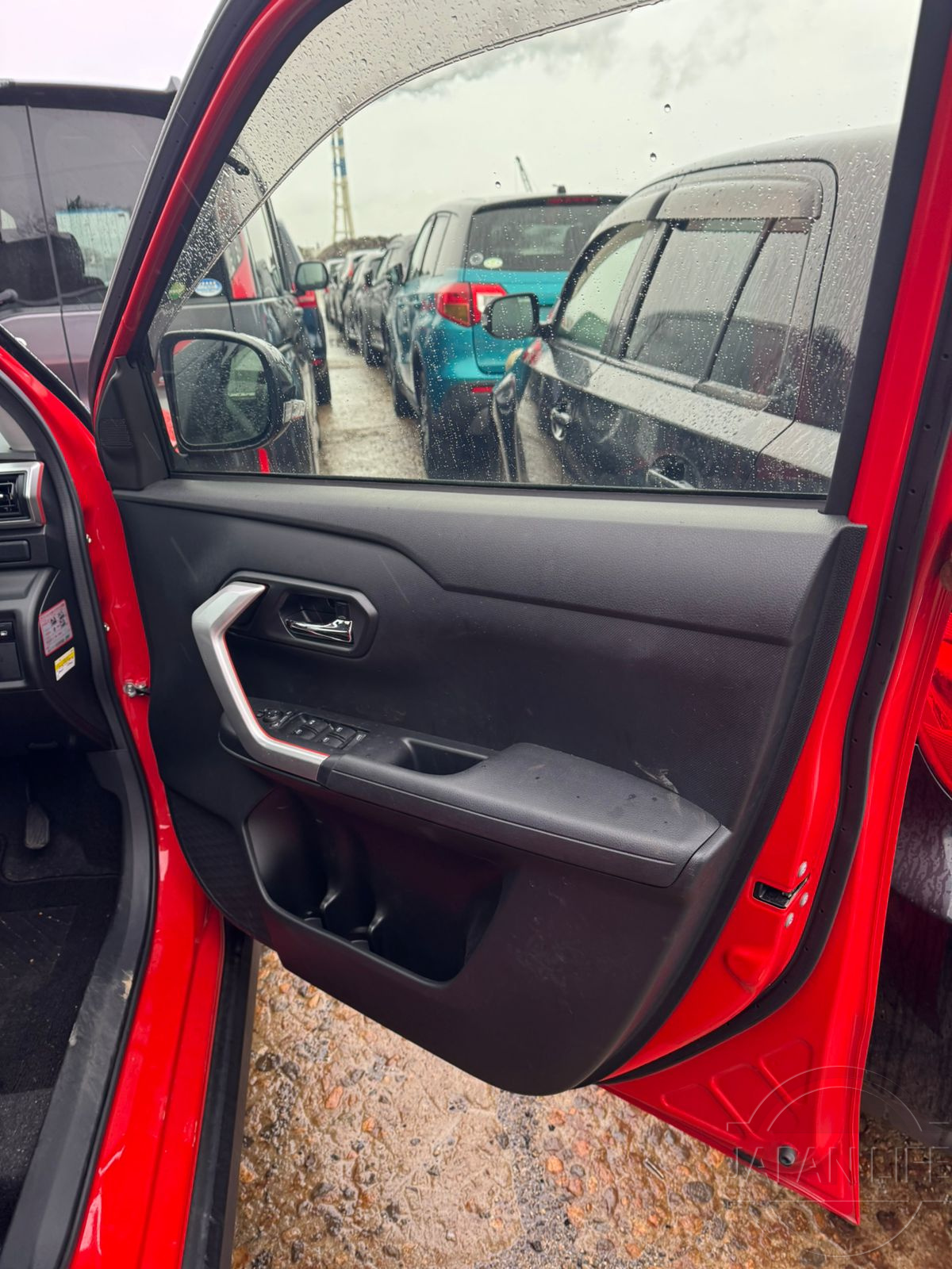 Фото Daihatsu Rocky - Japan Life 