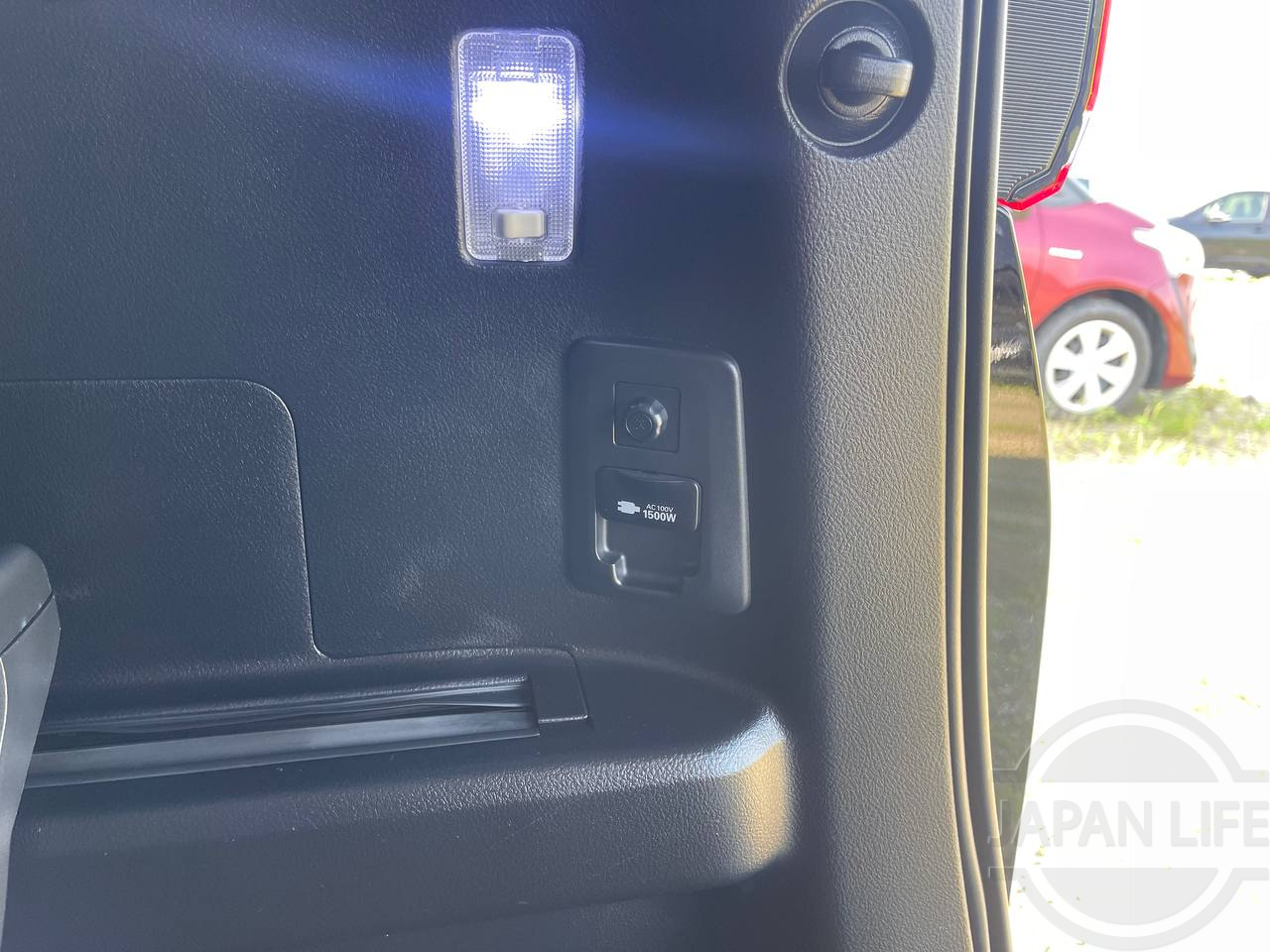 Фото Toyota Alphard - Japan Life 