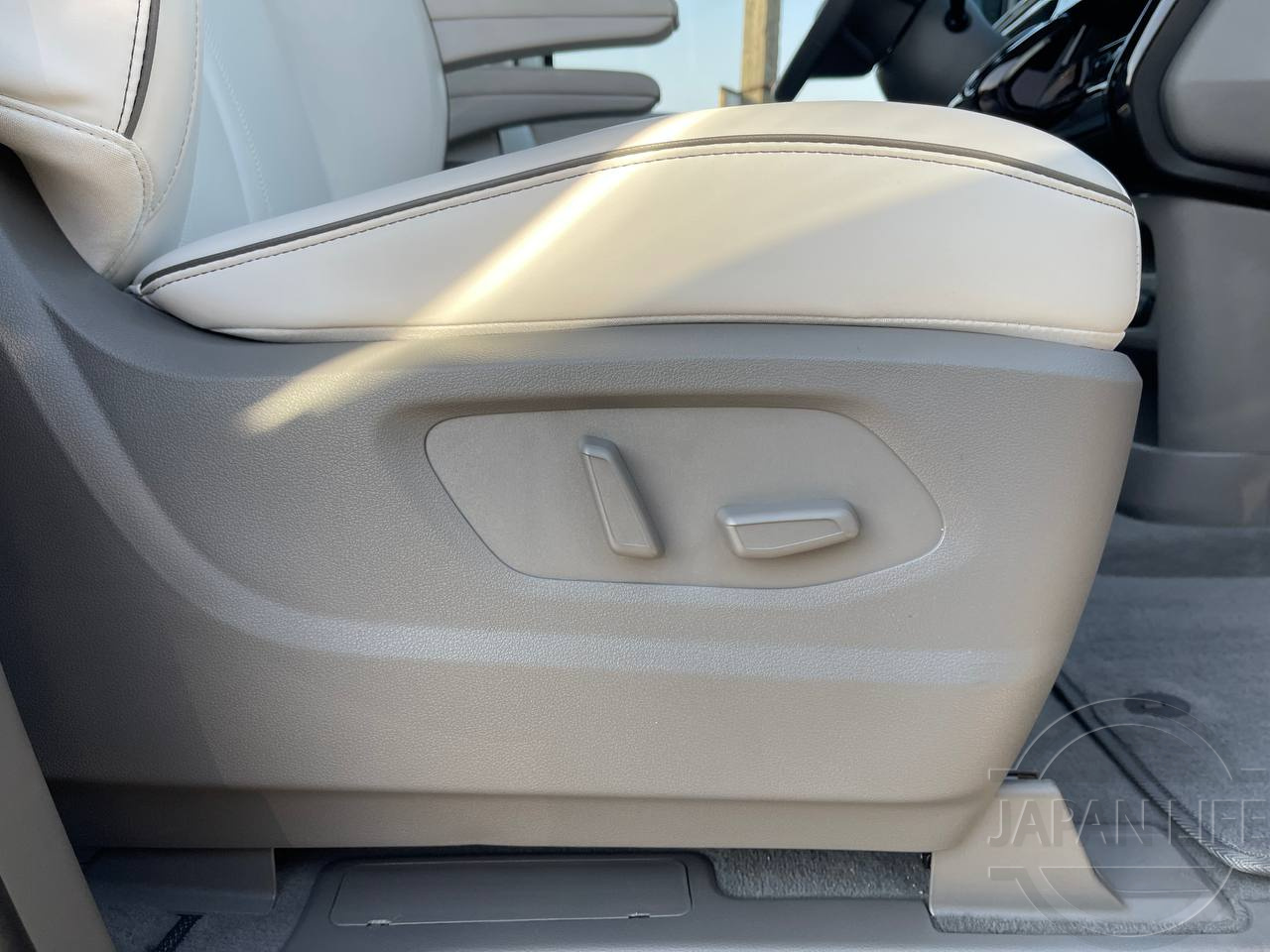 Фото Hyundai Staria - Japan Life 