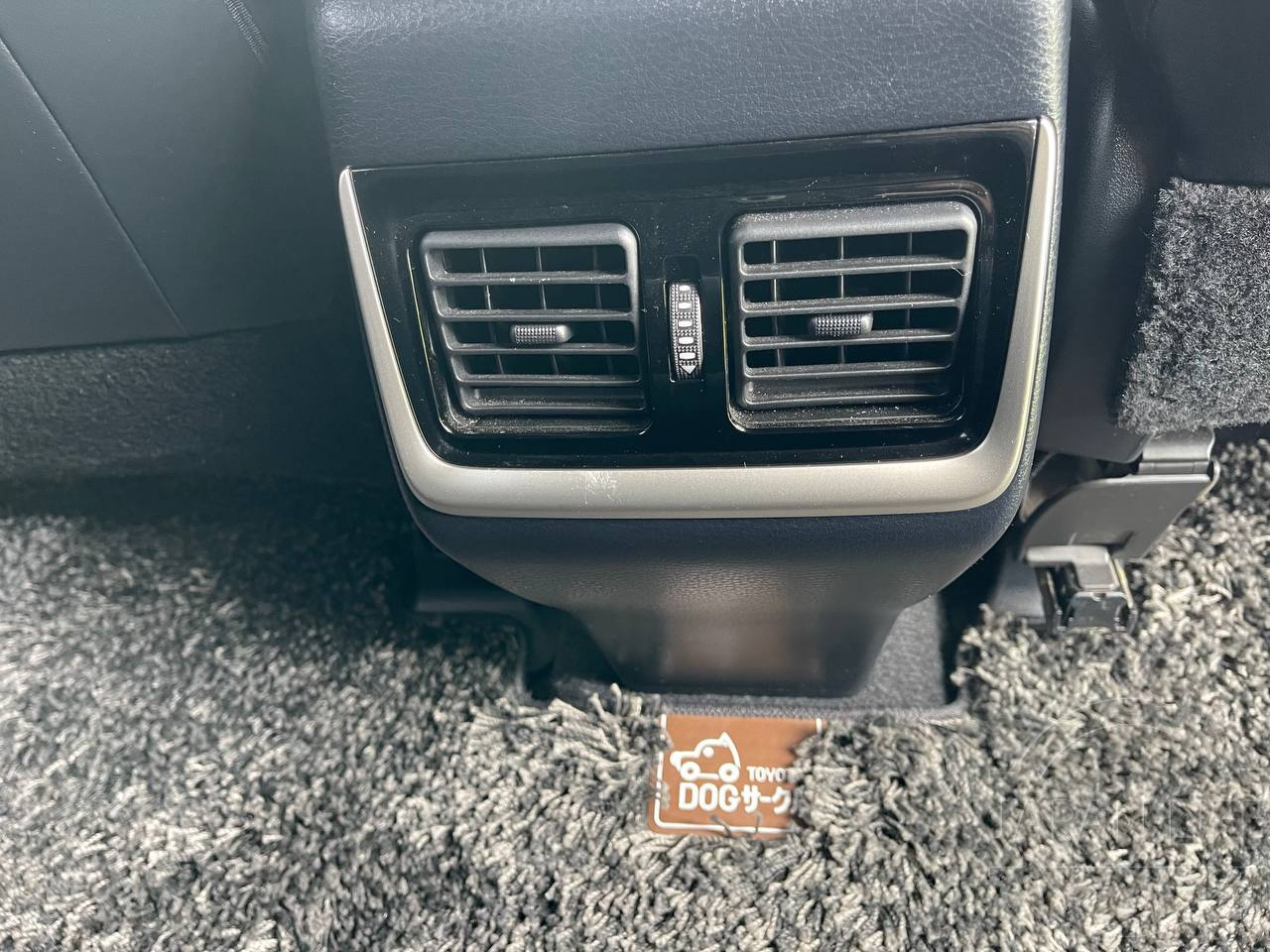 Фото Toyota Harrier - Japan Life 