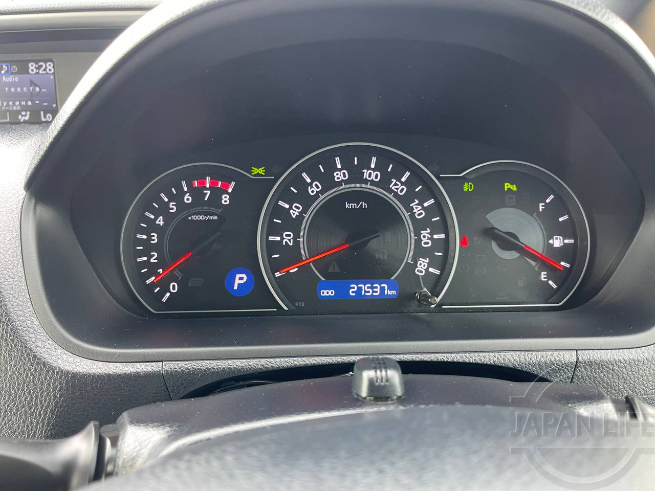 Фото Toyota Voxy - Japan Life 