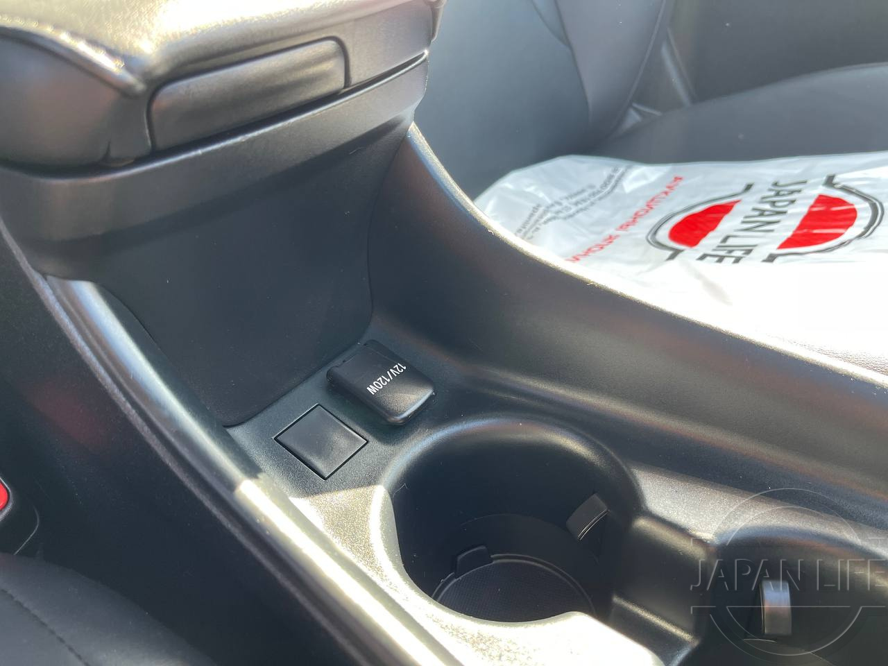 Фото Toyota Prius - Japan Life 