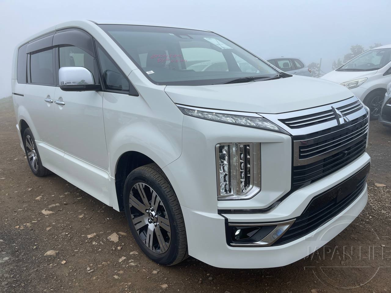 Фото Mitsubishi Delica D:5 - Japan Life 